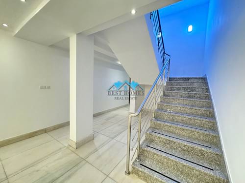 5 Bedrooms Luxury Villa with Elevator in Jabriya