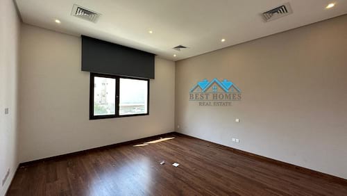 Nice and modern 5 bedroom floor in Bayan