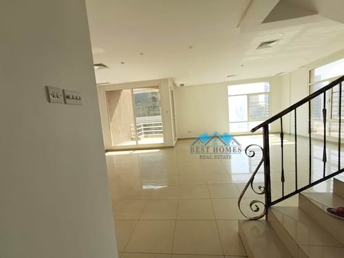 3 Bedrooms Duplex in a Complex for Rent in Jabriya