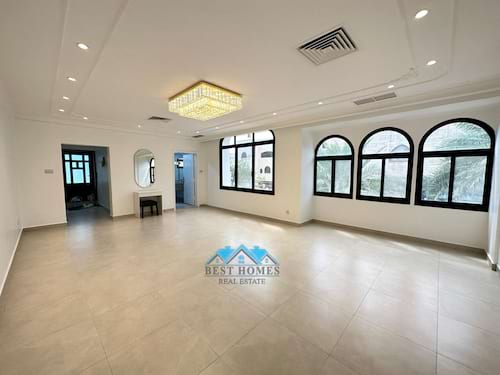 04 Bedroom Luxurious villa In Salwa