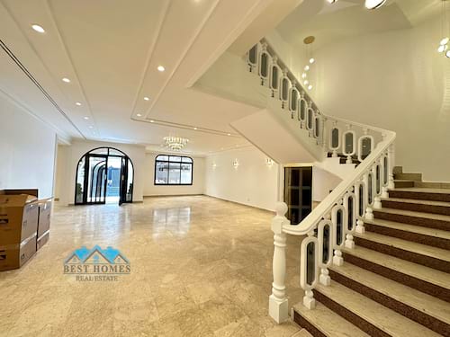 04 Bedroom Luxurious villa In Salwa