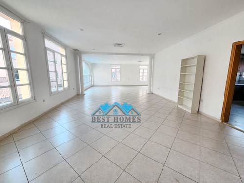 Spacious 4 bedroom duplex in messila