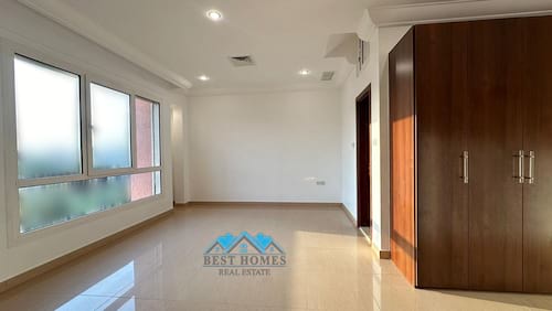 Nice and Spacious Four Bedrooms Floor in Zahra