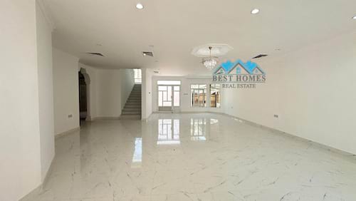 Spacious 07 Bedroom Villa in Salwa