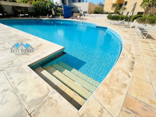 Spacious sea view 03 bedroom apartment in Bneid al Gar.