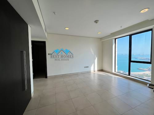 Spacious sea view 03 bedroom apartment in Bneid al Gar.