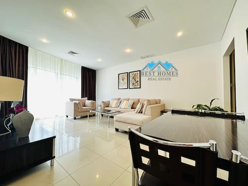 Spacious one bedroom furnished apartment in salmiya 