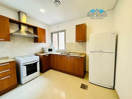 Spacious one bedroom furnished apartment in salmiya 