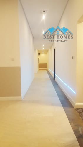 5 Bedrooms Ground Floor Available in Bayan