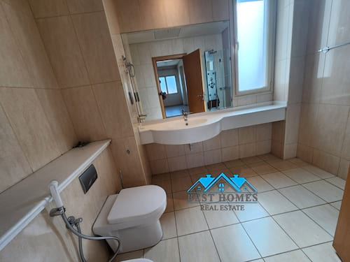 Very spacious 3 br bedroom apt in Shaab