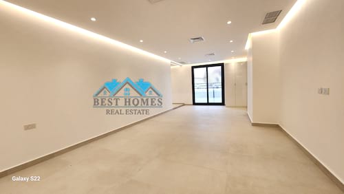 Modern and Luxurious 5 Bedrooms Penthouse Floor in Salwa