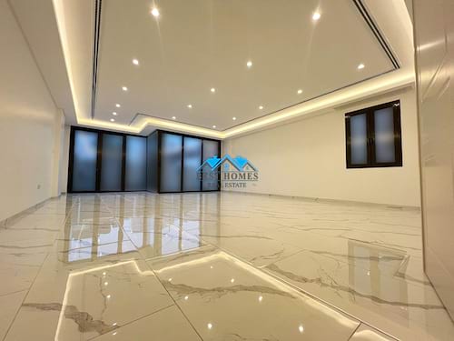 5 Bedrooms Modern Floor in Mishref