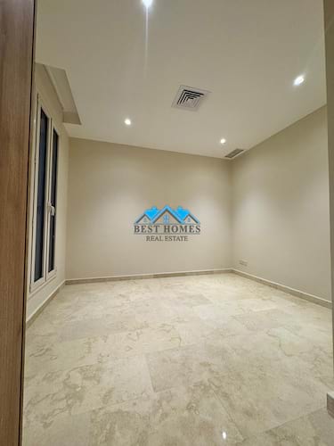 4 Bedrooms Duplex in a Compound in Abu Al Hasaniya