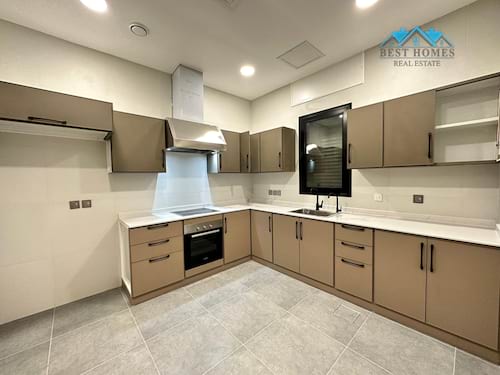 Brand New 3 Bedroom Apartment in Saddiq.