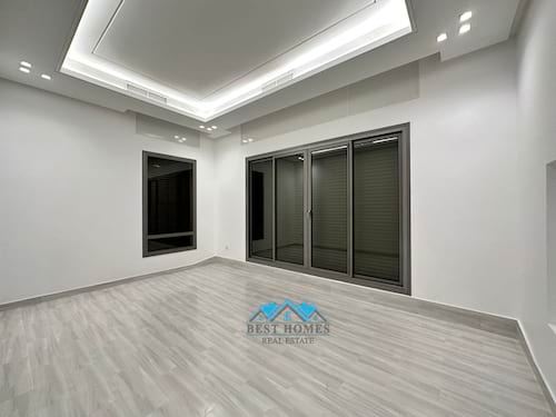 Very luxurious and modern villa in bayan