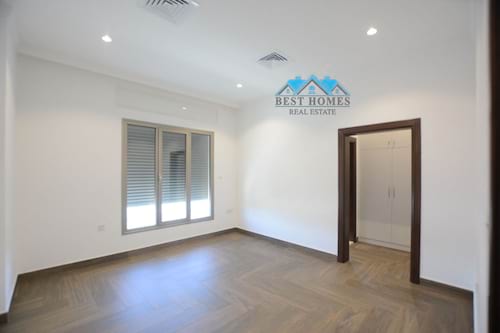 A Nice and Spacious 3 Bedrooms in Rumaithiya 