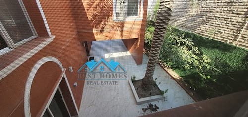 Nice and Spacious 3 Bedrooms Private Villa in Salwa