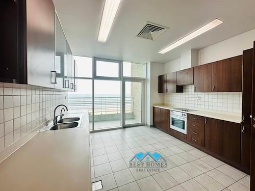 03 Bedroom Sea View Apartment in Mangaf