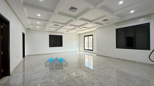 Spacious 4 Br Floor in Al Salam