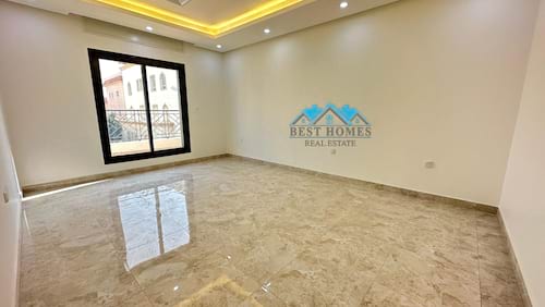 Spacious 4 Br Floor in Al Salam