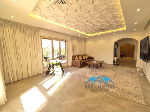 Elegant Spacious 4 Bedrooms Full Villa with Garden in Shuhada