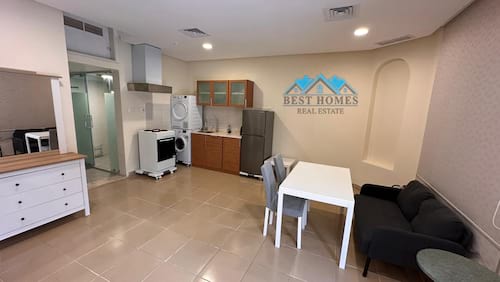 Nice and spacious Ground Floor studio in Salmiya