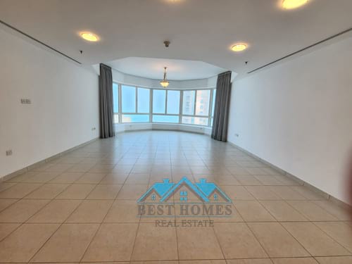 Spacious 3 bedroom sea view apt in Shaab.