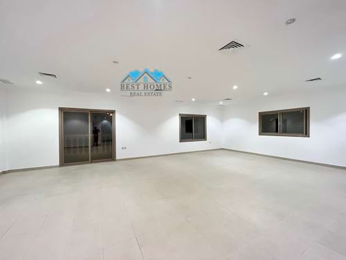 Nice and spacious 4 Bedrooms floor in a compound in Salwa