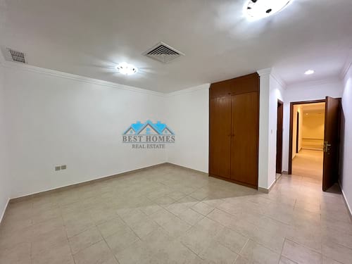 Nice and spacious 4 Bedrooms floor in a compound in Salwa