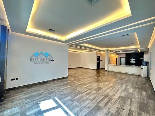 Nice and Modern Style three Bedrooms Floor in Salwa