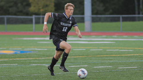 Royal Review: Men's and Women's Soccer, Field Hockey Teams Off to Hot Starts banner image