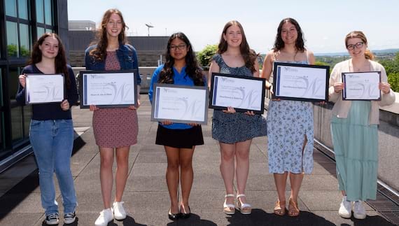 Ten Students Earn Library Research Awards