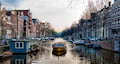 Reservar excursiones en barco por canales de Amsterdam
