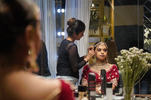 Zara bridal makeup studio and Zara beauty salon  in Prayagraj