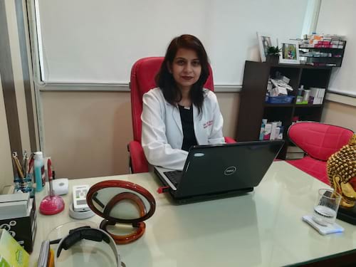 Dr Naiya Bansal - Best Skin Specialist Doctor Chandigarh in Chandigarh