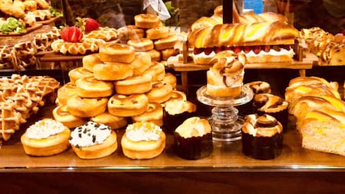 Mahalaxmi Bakery & Sweets in Gandhinagar