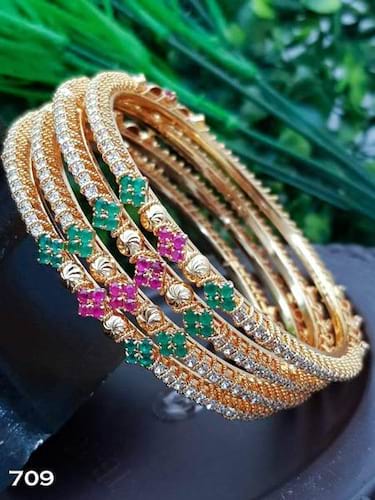 Riddhi Beauty and Bangles in Patna