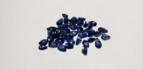 Sapphire Pear: 5mm x 3mm