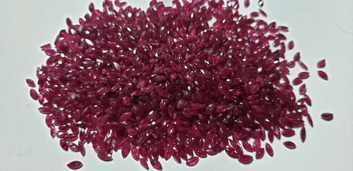 Ruby Marquise: 5mm x 2.5mm