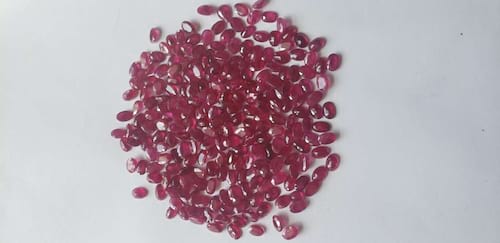 Burma Ruby-Oval 6mm x 4mm