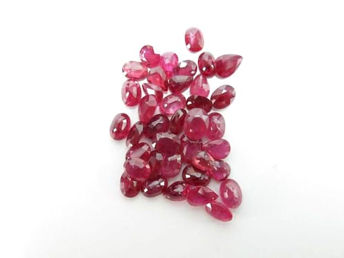 Ruby-Oval: 7mm x 5mm