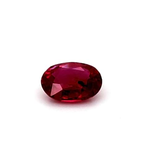 Ruby Oval: 1.23ct