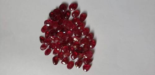 Ruby-Oval: 8mm x 6mm