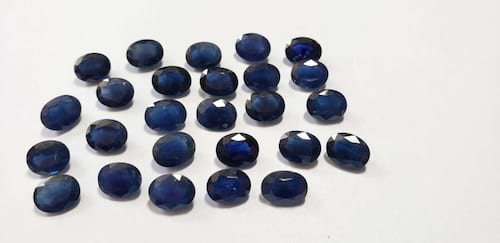 Blue Sapphire-Oval: 9mm x 7mm