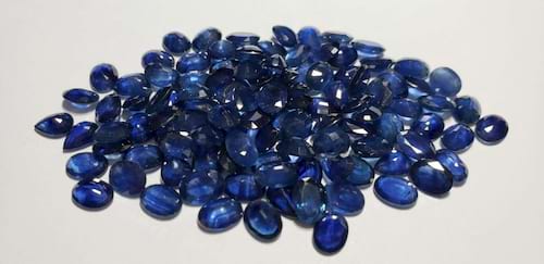 Blue Sapphire Oval: 8mm x 6mm