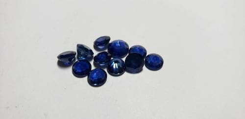 Blue Sapphire Round: 6mm - 7mm