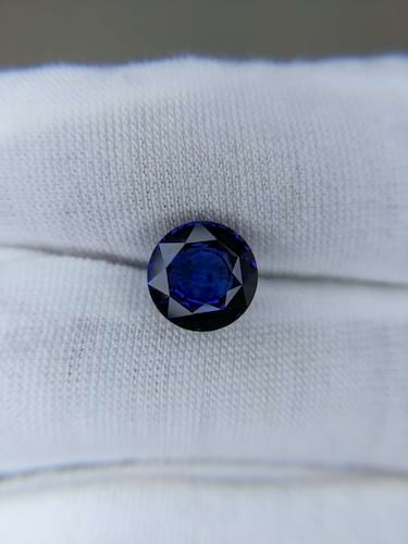 Blue Sapphire Round: 4.14ct