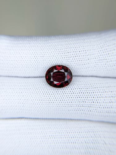 Ruby Oval: 4.03ct
