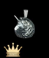 925 sterling silver solid unicorn pendant with cubic zirconia stone    weight 8.33 grams 1 inches