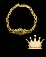 22 k link bracelet  weight 4.61 grams size 7.5 inches on the id/plate we can do initial or engraving
